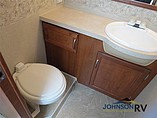 2006 Fleetwood Bounder Photo #7