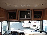 2007 Fleetwood Bounder Photo #4