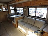2007 Fleetwood Bounder Photo #6