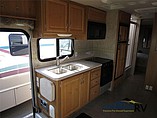 2007 Fleetwood Bounder Photo #7
