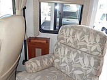 2005 Fleetwood Bounder Photo #22