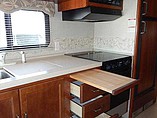 2005 Fleetwood Bounder Photo #23