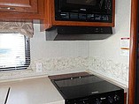 2005 Fleetwood Bounder Photo #24