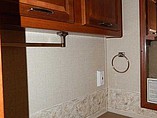 2005 Fleetwood Bounder Photo #30