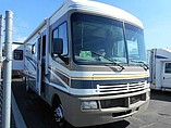 2005 Fleetwood Bounder Photo #2