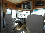 2005 Fleetwood Bounder Photo #18