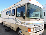 1999 Fleetwood Bounder Photo #2
