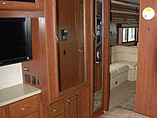 2012 Fleetwood Bounder Photo #28