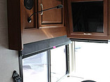 2015 Fleetwood Bounder Photo #21