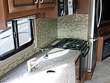 2015 Fleetwood Bounder Photo #24