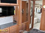 2015 Fleetwood Bounder Photo #47
