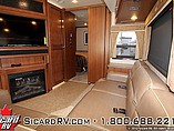 2015 Fleetwood Bounder Photo #8
