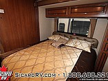 2015 Fleetwood Bounder Photo #16