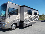 2015 Fleetwood Bounder Photo #5