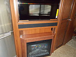 2015 Fleetwood Bounder Photo #22