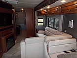2015 Fleetwood Bounder Photo #8