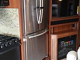 2015 Fleetwood Bounder Photo #14