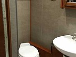 2015 Fleetwood Bounder Photo #22