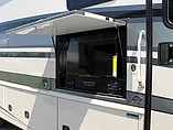 2016 Fleetwood Bounder Photo #3