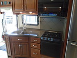 2016 Fleetwood Bounder Photo #9