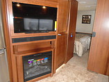 2016 Fleetwood Bounder Photo #11
