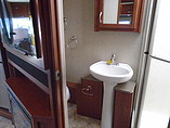 2016 Fleetwood Bounder Photo #13
