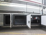 2016 Fleetwood Bounder Photo #3