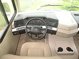 2016 Fleetwood Bounder Photo #16