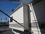2001 Fleetwood Bounder Photo #9