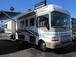 2001 Fleetwood Bounder Photo #12