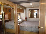 2001 Fleetwood Bounder Photo #23