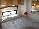 2001 Fleetwood Bounder Photo #27