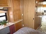 2001 Fleetwood Bounder Photo #29