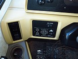 2001 Fleetwood Bounder Photo #32