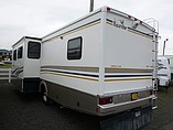 2002 Fleetwood Bounder Photo #3