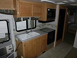2002 Fleetwood Bounder Photo #4