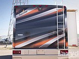 2002 Fleetwood Bounder Photo #4