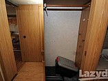 2002 Fleetwood Bounder Photo #24
