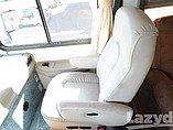 2002 Fleetwood Bounder Photo #41