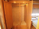 2007 Fleetwood Bounder Photo #11