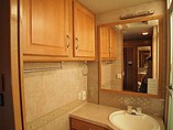 2007 Fleetwood Bounder Photo #18