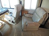 2007 Fleetwood Bounder Photo #28