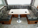 2010 Fleetwood Bounder Photo #25