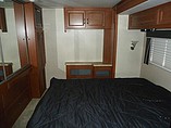 2010 Fleetwood Bounder Photo #29