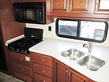 2011 Fleetwood Bounder Photo #7