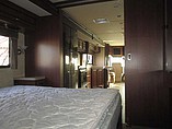 2011 Fleetwood Bounder Photo #25