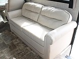 2011 Fleetwood Bounder Photo #14