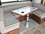 2011 Fleetwood Bounder Photo #15