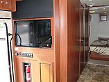 2011 Fleetwood Bounder Photo #19