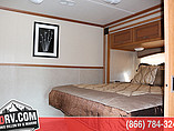 2015 Fleetwood Bounder Photo #15